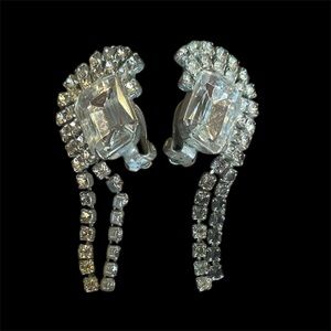 Vintage Elegant Silver Crystal Earrings